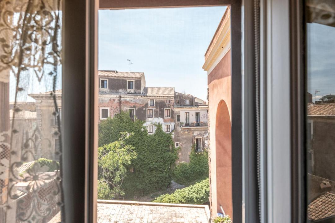 شقة Finestre Sul Teatro - Catania - Parking Included المظهر الخارجي الصورة