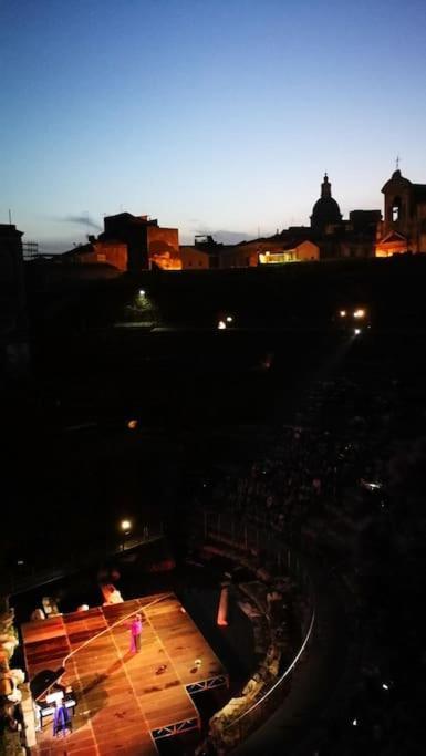 شقة Finestre Sul Teatro - Catania - Parking Included المظهر الخارجي الصورة