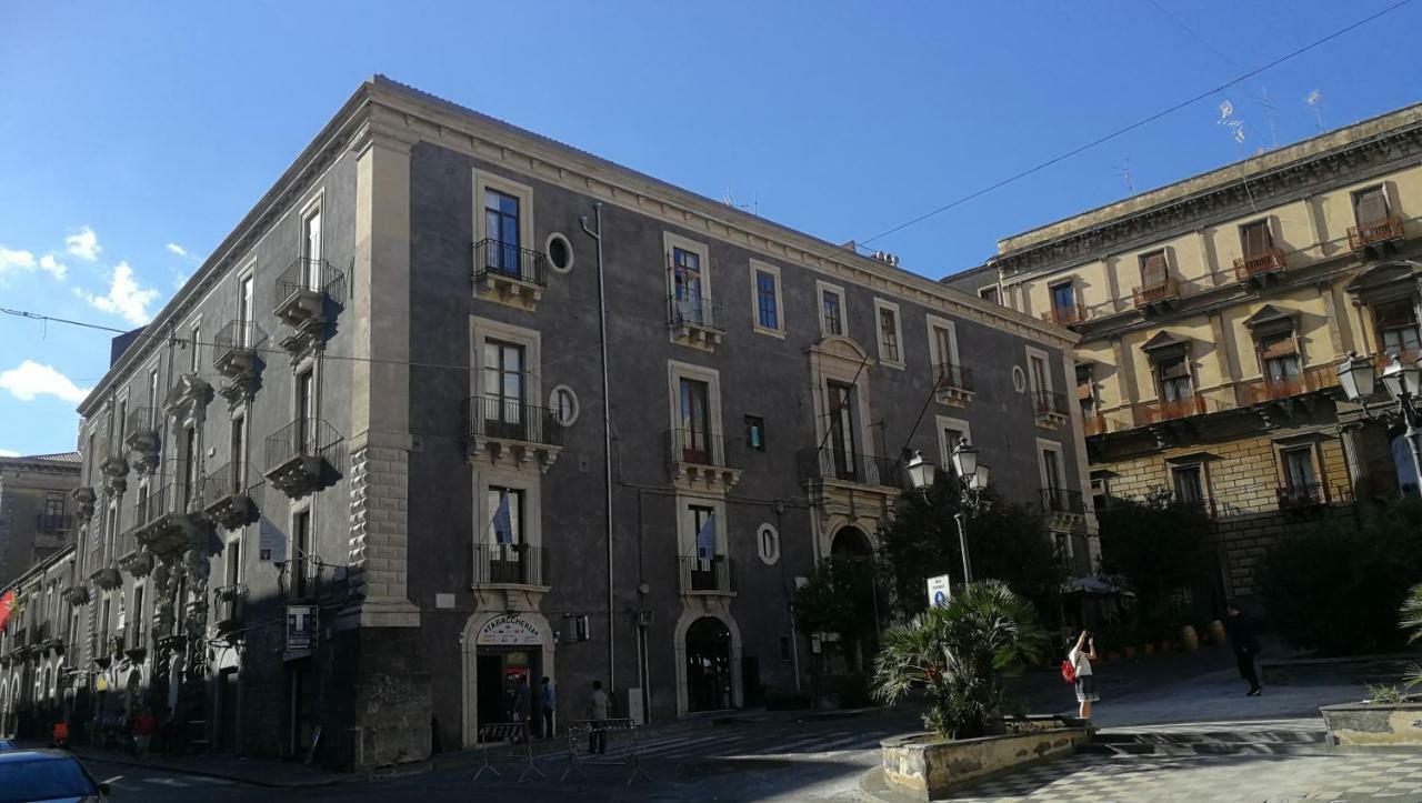 شقة Finestre Sul Teatro - Catania - Parking Included المظهر الخارجي الصورة